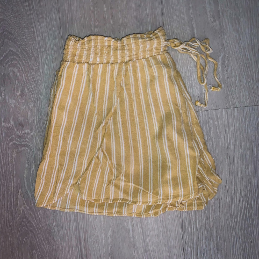 American Eagle Yellow Striped Shorts